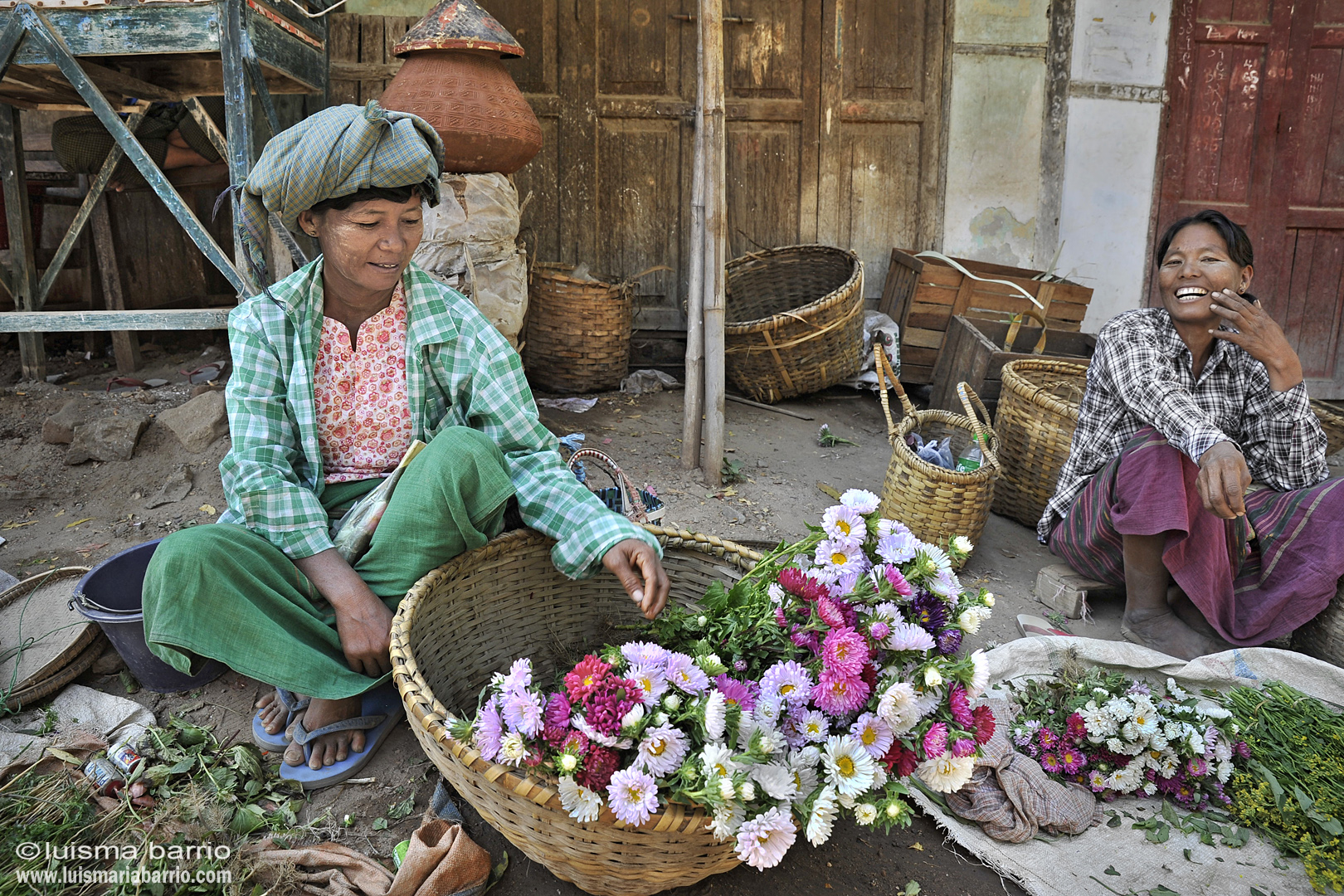 woman market myanmar burma